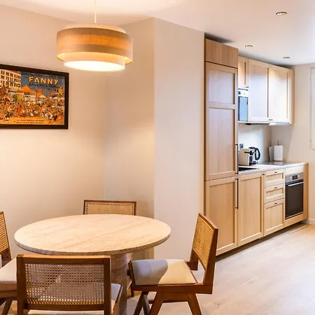 Avec Terrasse Et Parking Centre St-tropez Apartamento *