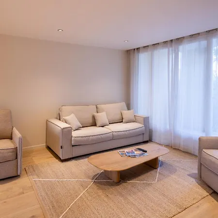 Avec Terrasse Et Parking Centre St-tropez Апартаменты Сен-Тропе